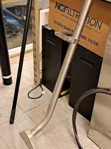 lot 205 image: Commercial ExtractorVacuum Wand w 14 Head 2x62