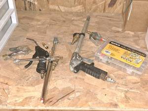 lot 223 image: Lot of  Assorted Air Hose Connectors, Klutch Air Fitting Kits and Attachments