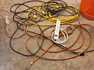 lot 232 image: (5) Extension Cords and (1) Power Strip
