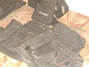 lot 285 image: Husky Tool Belt  3-pouch