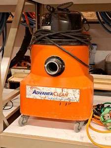 lot 305 image: AdvantaClean Vacuum Cleaner