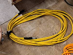 lot 309 image: Lot of (1) Husky 38 Air Hose
