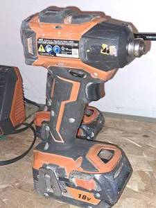 lot 320 image: Ridgid 14 18V Impact Wrench R86038 with Battery