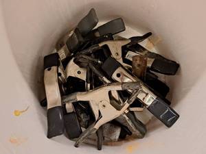 lot 344 image: Lot of (16) Spring Hand Clamps