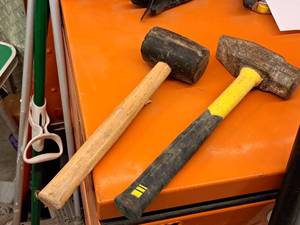 lot 368 image: Small Sledgehammer and Rubber Mallet