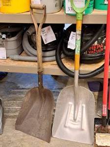 lot 375 image: Lot of (2) Metal Scoop Shovels