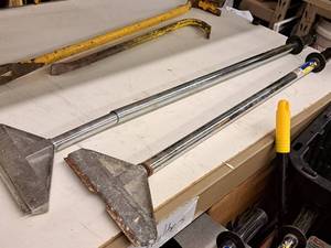 lot 381 image: Lot of (2) Floor Scrapers