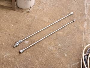lot 401 image: Lot of (2) 30 Spray Wands