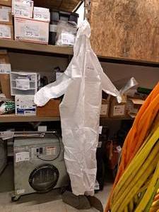 lot 461 image: Lot of (1 Case) Shieldtech Microporous 30 2X-Large White Microporous Film Coverall with Hood & Boot,Elastic Wrist 25-count ( 25 total items ) with Tote