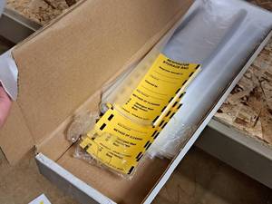 lot 474 image: Lot of (1 Partial Box) Respirator Protection Bags & Tags