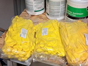 lot 485 image: Lot of (3 Packs) Industrial Yellow Latex Work Gloves 12-pack
