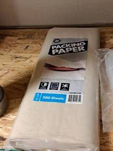lot 511 image: Lot of (1) 24 Pack of Packing Paper 200-count