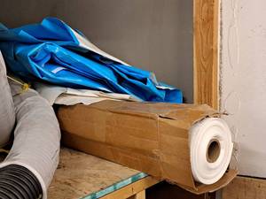 lot 532 image: Lot of (1 Box) Viper CS 16-mil Polyethylene Crawl Space Vapor Barrier  Extra Scrap Pieces