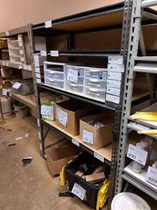 lot 550 image: Wood ShelfMetal Shelving Unit 4-shelf