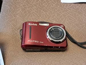 lot 607 image: Kodak Pix Pro Digital Camera FZ43