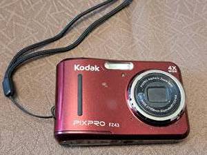 lot 608 image: Kodak Pix Pro Digital Camera FZ43