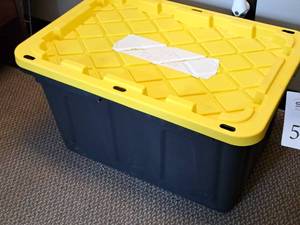 lot 645 image: Lot of (1) Plastic Plastic Tote