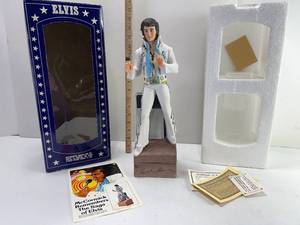 lot 74 image: ELVIS 1977 DECANTER IWTH MUSIC BOX MCCORMICK DISTILLING