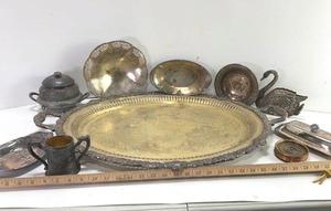lot 48 image: METAL ITEMS LARGE HEAVY SERVING TRAY, SWAN, BUTTER DISH AND MORE