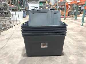 lot 401 image: STERILITE 35 GALLON TOTES WITH LIDS FIVE TOTAL