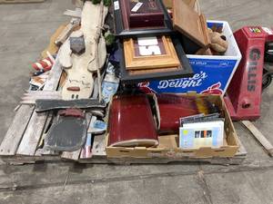 lot 108 image: PALLET DEAL VARIOUS ITEMS INCLUDING PLUSH BOYD BEARS, INDOOROUTDOOR HOLIDAY WOOD DECOR, FRAMED PICTURES AND MORE