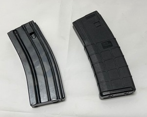 lot 385 image: .556 Magazines
