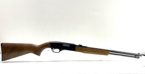 lot 442 image: Winchester Model 190 22 caliber