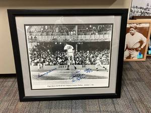 lot 335 image: Roger Maris 61st Home Run Photo with Autographs