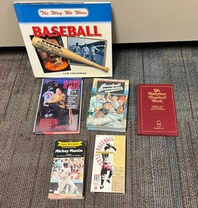 lot 336 image: Baseball Books
