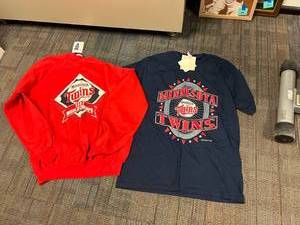 lot 340 image: MN Twins Clothing