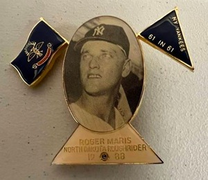 lot 349 image: Roger Maris ND Roughrider 1988 Pin 61 in 61