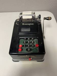 lot 362 image: Vintage Remington Rand Adding Machine