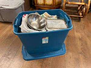 lot 388 image: Tote of Kitchen Items