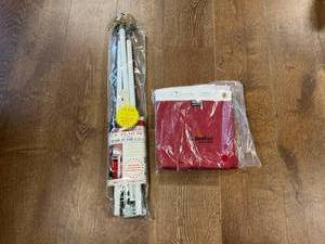 lot 392 image: Flag Pole & 3x5 Norway Flag