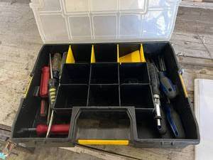 lot 37 image: Organizer & Contents