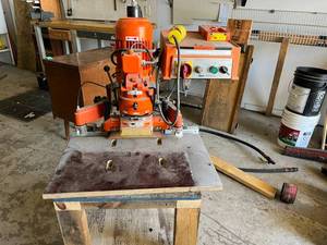 lot 58 image: Blum Minipress M51N1053 on Stand