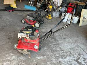 lot 59 image: Yard Machines Rototiller with Tecumsen Motor