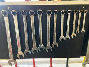 lot 64 image: SAE Wrenches