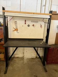 lot 76 image: Shop Stand with Power 28 x 52