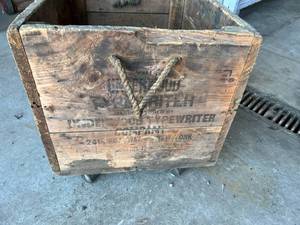 lot 176 image: Vintage Wood Box on Wheels 18 x 21 x 16 Tall