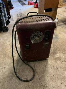 lot 75 image: Twentieth Century Welder