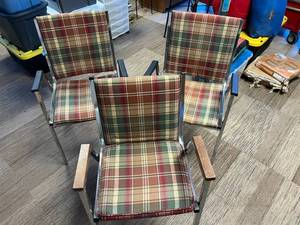 lot 265 image: 3 Sackable Chairs