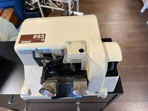 lot 401 image: Ilco Manual 025 Key Machine