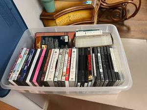 lot 406 image: DVDs in Tote