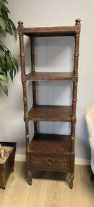 lot 423 image: 4 Shelf Decorative Cabinet with Drawer