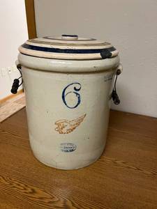 lot 530 image: 6 Gallon Red Wing Crock with Handles