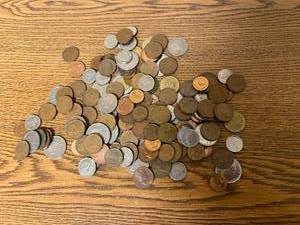 lot 534 image: Foreign Coins