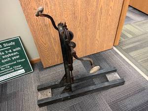 lot 544 image: Antique Drill Press