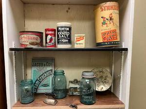 lot 548 image: Mixed Vintage Lot