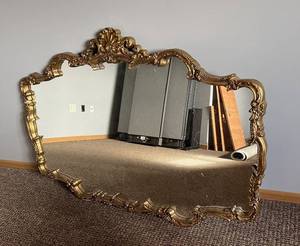lot 555 image: Large Mirror 40 x 58